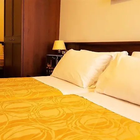 Hotel Aurora