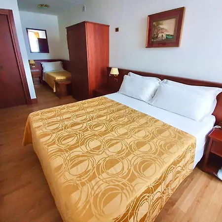 Aurora Hotel 3*