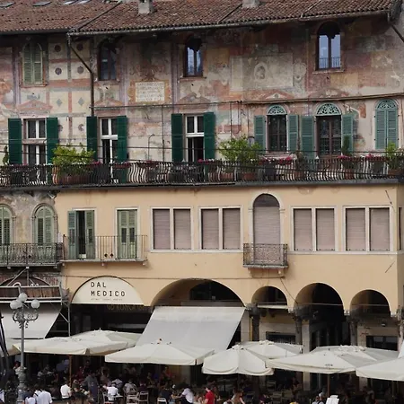 Aurora Verona
